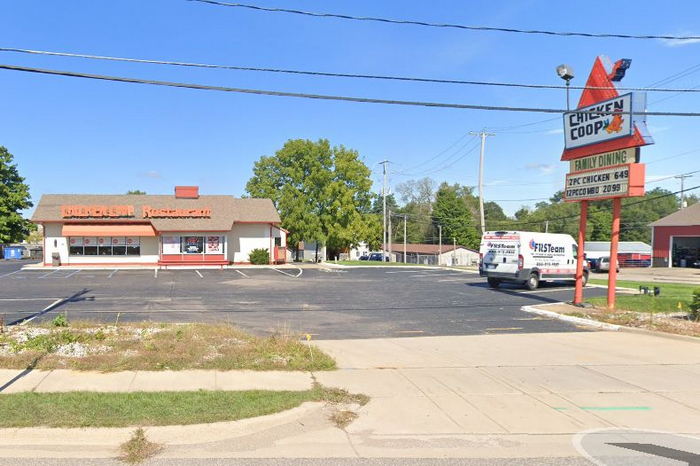 Chicken Coop - Plainwell - 1175 M-89 - Street View (newer photo)